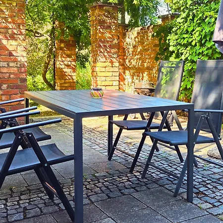 Gemuetliches Eigenes Haeuschen Mit Terrasse & Garten - Optimal Gelegen Zwischen Altstadt & Hafen #4 Nyaraló