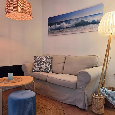 Nyaraló Gemuetliches Eigenes Haeuschen Mit Terrasse & Garten - Optimal Gelegen Zwischen Altstadt & Hafen #4