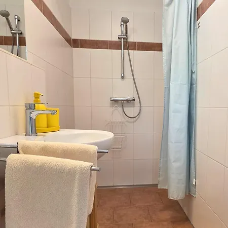 Gemuetliches Eigenes Haeuschen Mit Terrasse & Garten - Optimal Gelegen Zwischen Altstadt & Hafen #4 Tatil Evi Senftenberg
